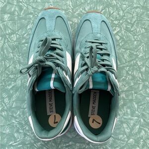 Steve Madden Green Sneakers with White Detail NWOT 7
